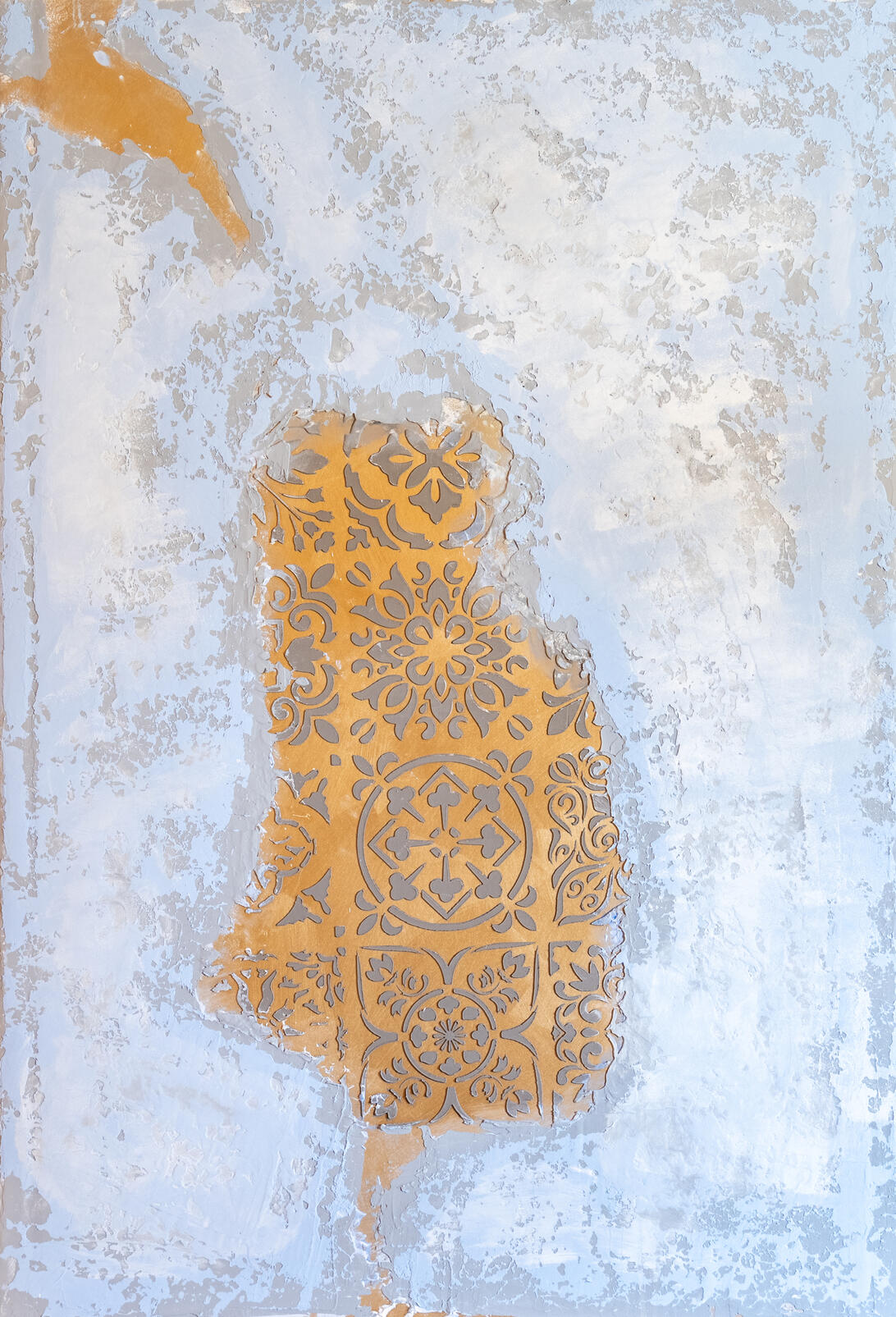 Antique Elegance – Wandkunst in geprägter Bronze